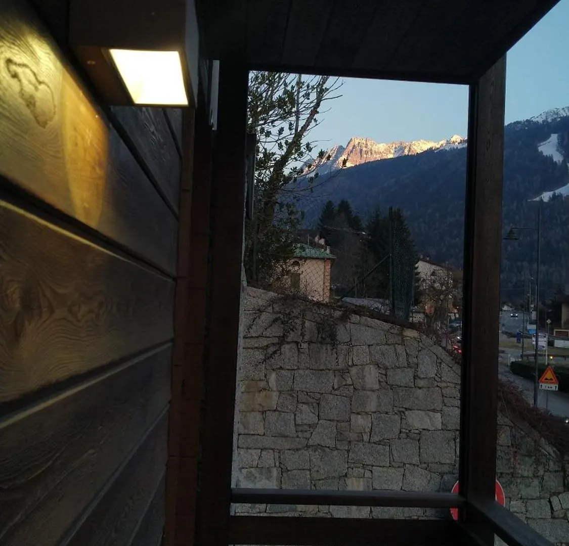 Graynite-Adamello Peak Apartments Temu 0*,
